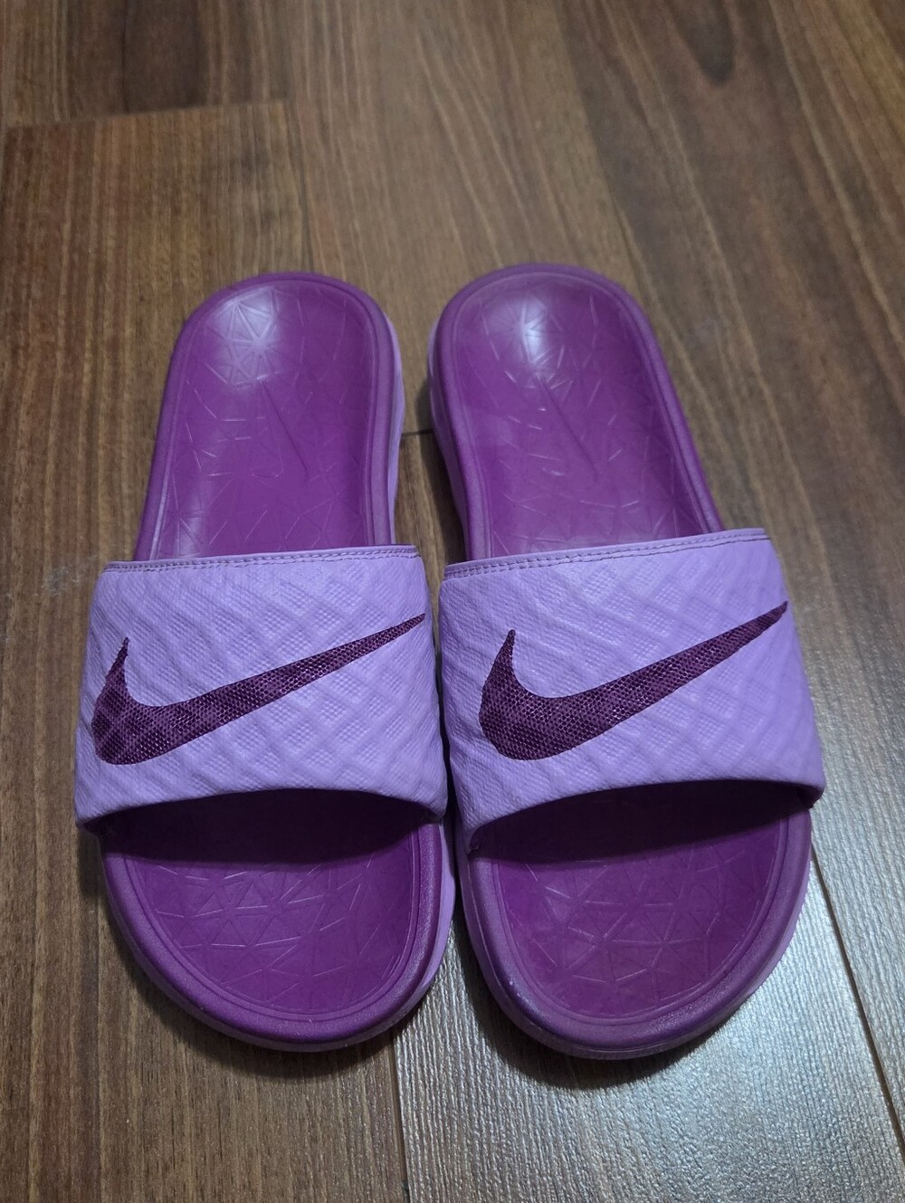 Nike Women's Lilac and Magenta Slide Sandals Size 7